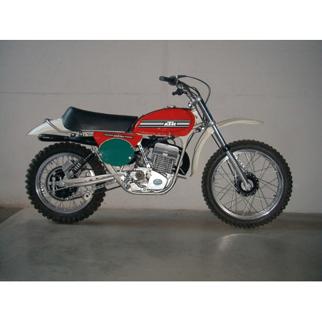 TECNOSEL (BLACKBIRD) KOMPLET NAKLEJEK (OKLEIN) KTM GS '74-'76, REPLICA OEM KTM, CZARNE TŁO