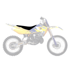 BLACKBIRD POKROWIEC / POSZYCIE NA SIEDZENIE HUSQVARNA CR/WR 125/250 '00-'05, TE/TC 250/450 '02-'04 PYRAMID (PMD) KOLOR CZARNY