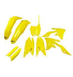 UFO KOMPLET PLASTIKÓW (FULL KIT) Z OSŁONAMI TELESKOPÓW (AMORTYZATORÓW) SUZUKI RMZ 250 '19-'25, RMZ 450 '18-'25 KOLOR ŻÓLTY