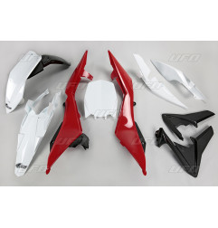 UFO KOMPLET PLASTIKÓW HUSQVARNA TC 499 4T '11-'13 KOLOR OEM (BIAŁY/CZERWONY/CZARNY) (HU612E999)