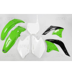 UFO KOMPLET PLASTIKÓW KAWASAKI KXF 250 '04-'06, KOLOR OEM (ZIELONY/BIAŁY) (KA204E999)