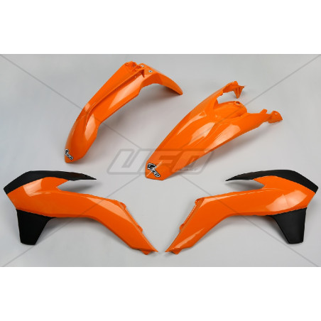 UFO KOMPLET PLASTIKÓW KTM EXC '14-'16, KOLOR OEM '14 (POMARAŃCZOWY/CZARNY) (KT516E999)
