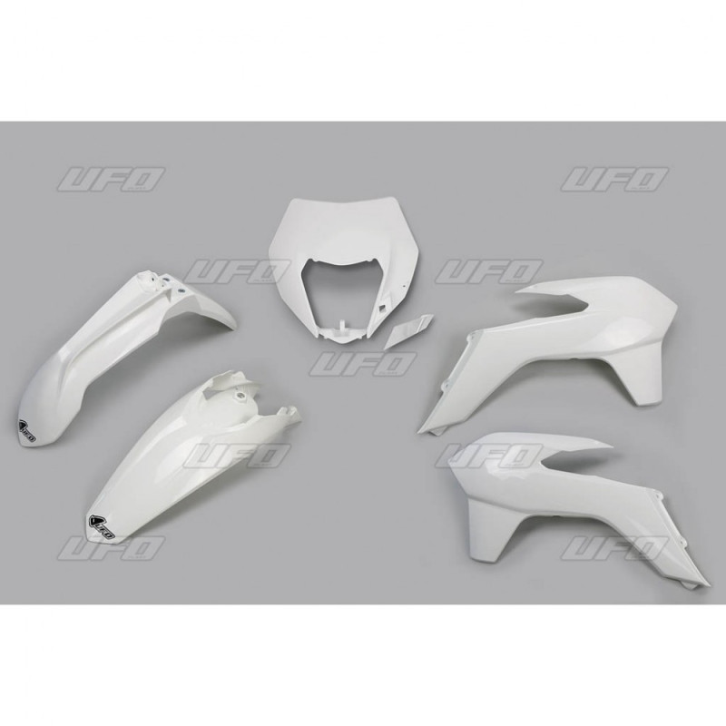 UFO KOMPLET PLASTIKÓW KTM EXC/EXCF '14-'16 Z OSŁONĄ LAMPY KOLOR BIAŁY (KT524E047)