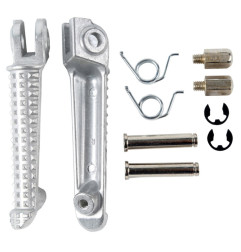 BIKETEC PARTS ZESTAW PODNÓŻKÓW (PODNÓŻKI) KIEROWCY KOMPLETNY Z MOCOWANIAMI YAMAHA YZF R1 '98-11, YZF R6 '99-12 KOLOR SREBRNY