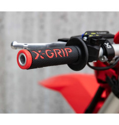 X-GRIP MANETKI (GRIPY) BRAAAAP GRIPS LOCK-ON-GRIP (Z ADAPTERAMI ROLGAZU) RED OPEN END (Z OTWOREM) KOLOR CZERWONY