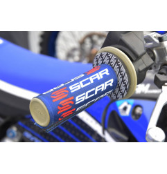 SCAR RACING NAKŁADKI OCHRONNE NA MANETKI KOLOR NIEBIESKI/BIAŁY/CZERWONY