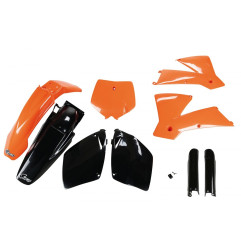 UFO KOMPLET PLASTIKÓW Z OSŁONAMI AMORTYZATORÓW KTM SX-SXF '01-'02 KOLOR OEM (POMARAŃCZOWY/CZARNY) (KT501E999)