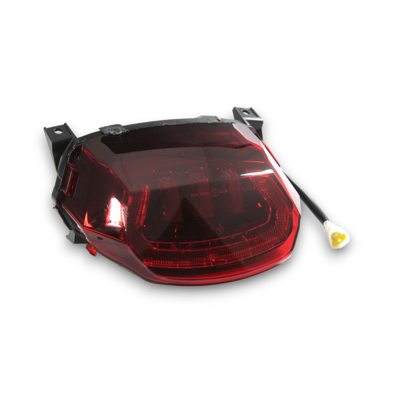 LAMPA TYLNA SVT650 SVT650X LAMPA TYLNA SVT650 SVT650X