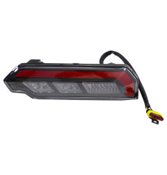 LAMPA TYLNA PRAWA SFA300