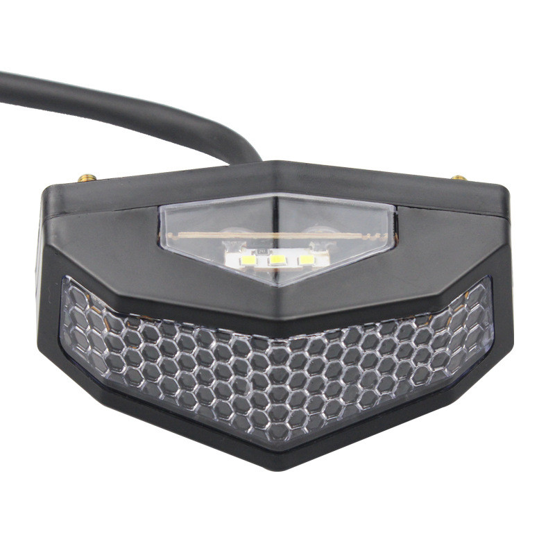 Lampa tylna multifunkcyjna pozycja stop kierunkowskazy Lampa tylna multifunkcyjna pozycja stop kierunkowskazy