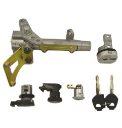 V PARTS (VICMA) STACYJKA + BLOKADA + ZAMKI SUZUKI AN 250/400 99-02 (6566)