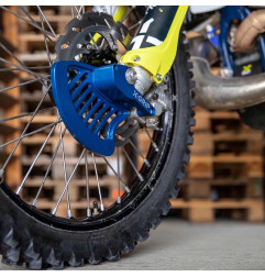 X-GRIP OSŁONA TARCZY HAMULCOWEJ PRZÓD/PRZEDNIEJ KTM EXC,EXC-F, HUSQVARNA TE, FE ,TC, FC '16-, GASGAS EC, EC-F, MC