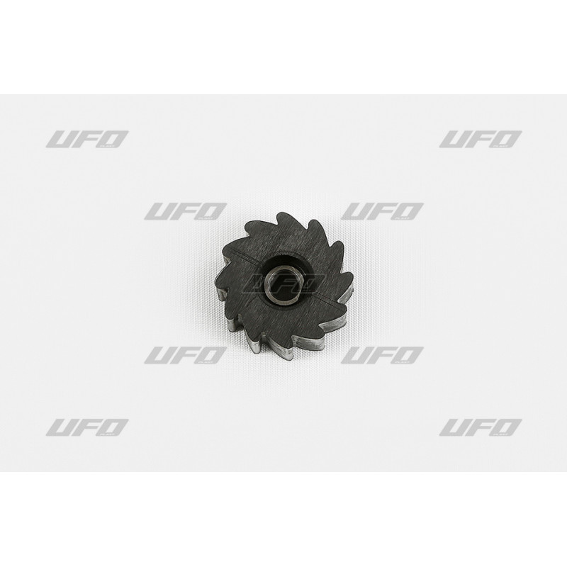 UFO ROLKA ŁAŃCUCHA KAWASAKI KXF 250 '09-'20, KXF 450 '09-'18 KOLOR CZARNY ZĘBATA (8X38X24MM) 79-5014 UFO ROLKA ŁAŃCUCHA KAWASAKI KXF 250 '09-'20, KXF 450 '09-'18 KOLOR CZARNY ZĘBATA (8X38X24MM) 79-5014