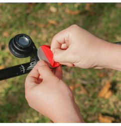QUICK LAUNCH - naklejka uniwersalna na pokrowiec na telefon Outplorer QU01