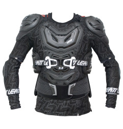 LEATT OSŁONA KLATKI PIERSIOWEJ ( BUZER ) BODY PROTECTOR 5.5 BLACK KOLOR CZARNY ROZMIAR S/M (160-172 cm)