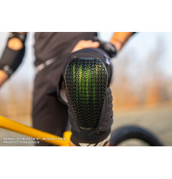 UFO NAKOLANNIKI OCHRANIACZE KOLAN ROWEROWE MTB / E-BIKE M33 AIR KOLOR CZARNY ROZMIAR L