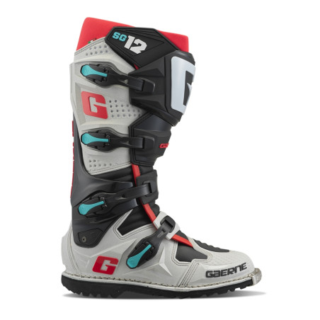 GAERNE BUTY CROSS/ENDURO MODEL SG-12 ENDURO GRAVEL KOLOR SZARY/CZERWONY/NIEBIESKI/CZARNY ROZMIAR 45