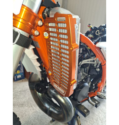 FM-PARTS PROMOCJA OSŁONY CHŁODNICY (KRATKI) ALUMINIUM KTM/HUSQVARNA/GAS GAS '20-'26 TBI / TPI KOLOR POMARAŃCZOWY